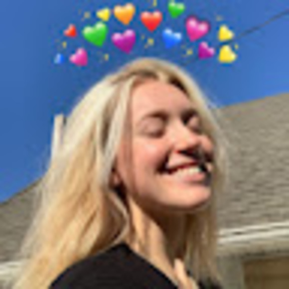 Meet your Posher, Jessica - Picture 1 of 1